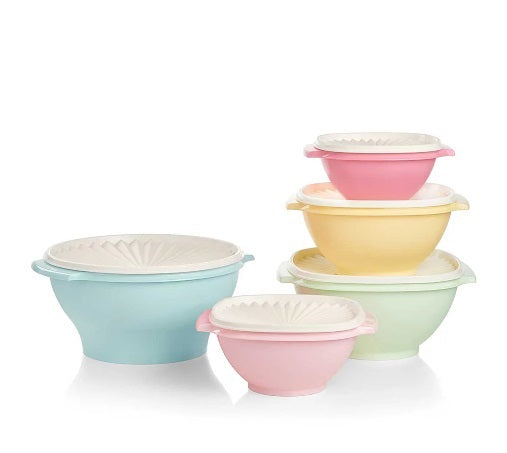 TUPPERWARE : FOOD STORAGE CONTAINERS