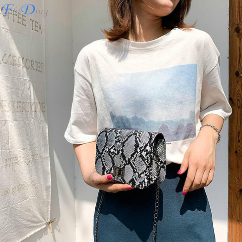 Image of Women Serpentine Messenger Bag Small Square Shoulder Bags PU Leather Snake Print Chain Crossbody Bags For Women 2020 Summer